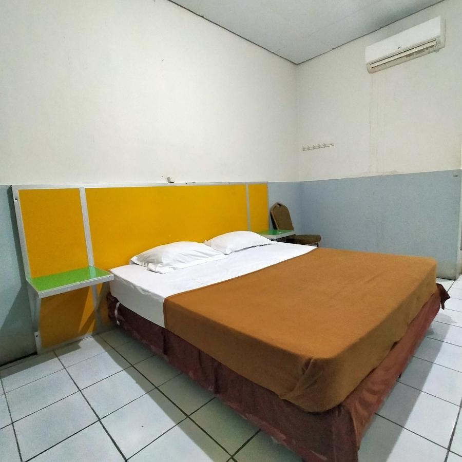 Hotel Nirwana Ternate Redpartner Eksteriør billede