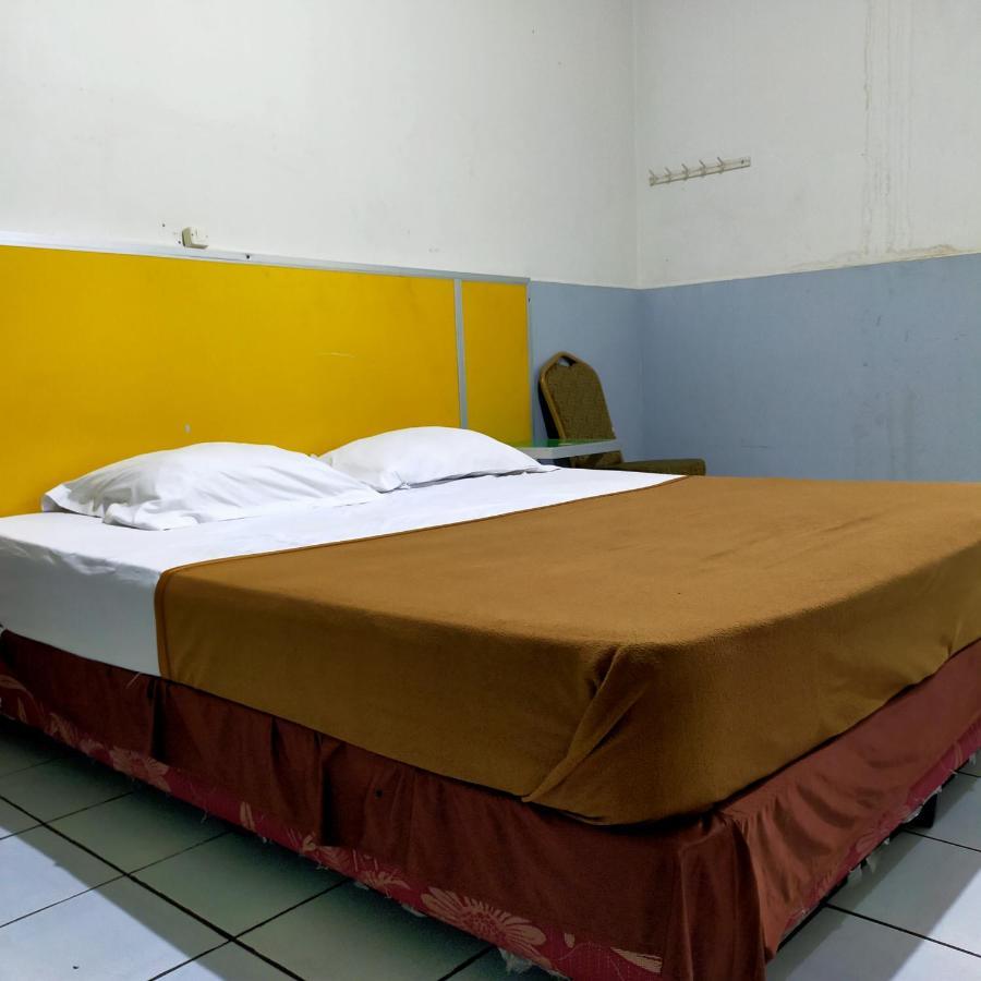 Hotel Nirwana Ternate Redpartner Eksteriør billede